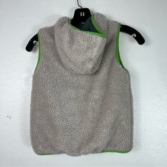 Mini Boden Sherpa hooded Vest Reflective Zipper pockets 7-8 years old - Picture 3 of 7